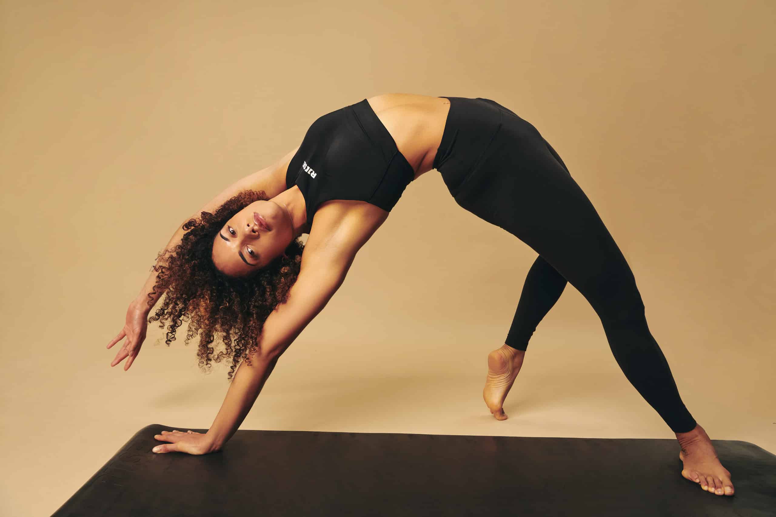 RIISE yoga plus à Paris, pour les niveaux avancés